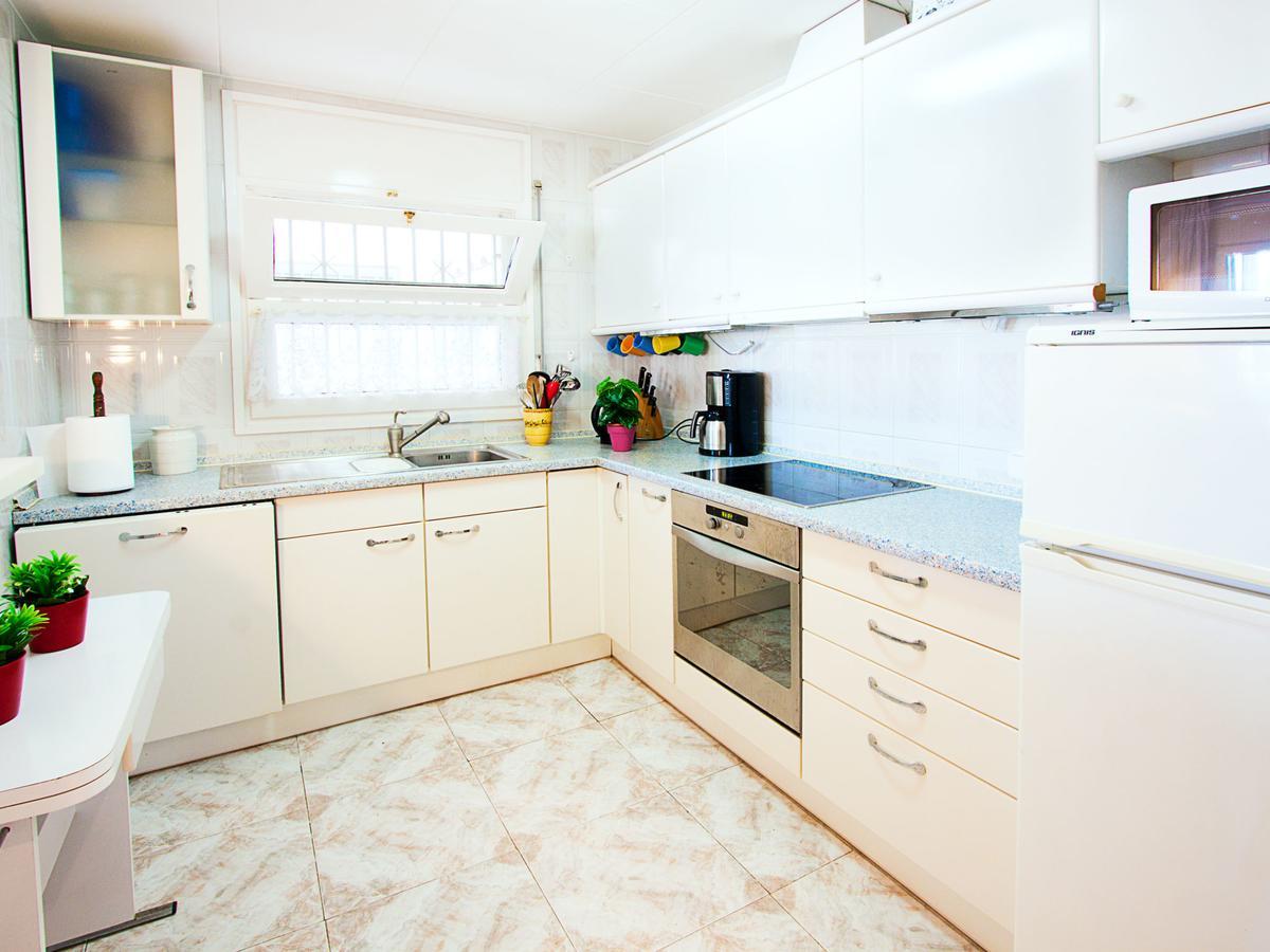 Holiday Home Requesens Canal Empuriabrava Esterno foto