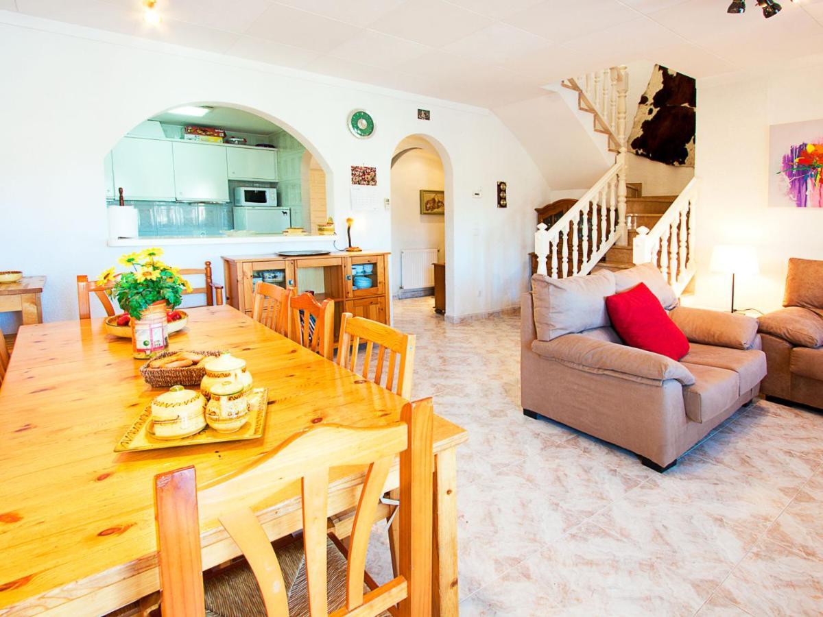 Holiday Home Requesens Canal Empuriabrava Esterno foto